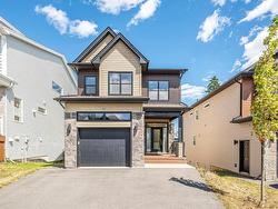 24 Bristolton Avenue  West Bedford, NS B4B 0Z3