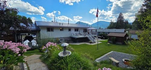 864 300Th Street, Kimberley, BC - Outdoor With Deck Patio Veranda