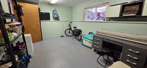 864 300Th Street, Kimberley, BC - Indoor Photo Showing Other Room