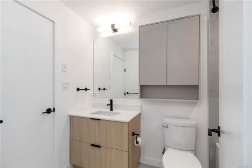 304-3564 A Ryder Hesjedal Way, Colwood, BC - Indoor Photo Showing Bathroom