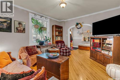 2152 Rae Street, Regina, SK - Indoor Photo Showing Living Room