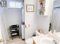 Lower unit - bathroom with laundry - 