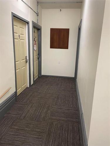 236 Nelson Street W, Virden, MB - Indoor Photo Showing Other Room