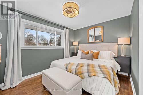 111 Leitch Drive, Grimsby, ON - Indoor Photo Showing Bedroom