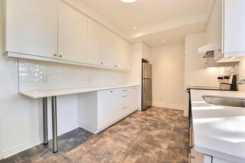 Cuisine - 4573 Rue Michel-Bibaud, Montréal (Côte-Des-Neiges/Notre-Dame-De-Grâce), QC - Indoor Photo Showing Kitchen With Double Sink