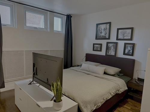 Bedroom - 4591 Rue Michel-Bibaud, Montréal (Côte-Des-Neiges/Notre-Dame-De-Grâce), QC - Indoor Photo Showing Bedroom
