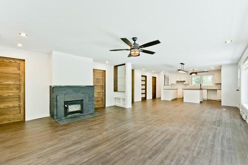 Vue d'ensemble - 31Z  - 31Az Route 141, Coaticook, QC - Indoor Photo Showing Living Room With Fireplace