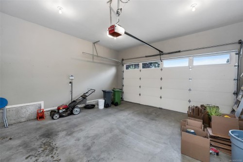 3096 Lashman Ave, Duncan, BC 