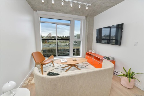 203-1097 View St, Victoria, BC - Indoor