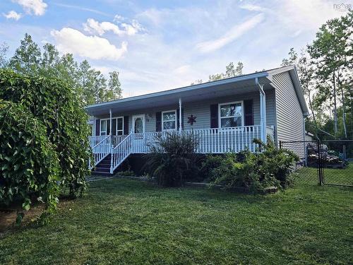 78 Princess Avenue  Trenton, NS B0K 1X0