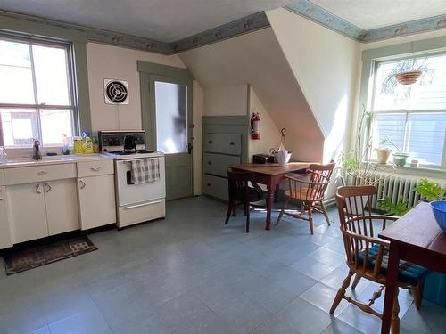 28 King Street, Lunenburg, NS 