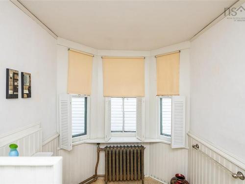 28 King Street, Lunenburg, NS 