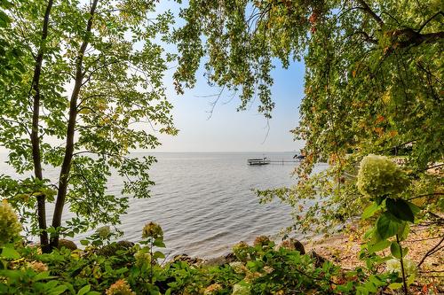 Waterfront - 21 Cours East Gables, Beaconsfield, QC - Outdoor With Body Of Water With View