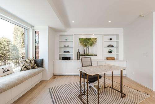 Office - 21 Cours East Gables, Beaconsfield, QC - Indoor Photo Showing Dining Room