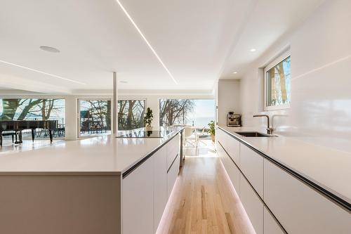 Kitchen - 21 Cours East Gables, Beaconsfield, QC - Indoor Photo Showing Kitchen
