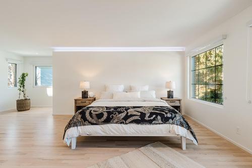 Bedroom - 21 Cours East Gables, Beaconsfield, QC - Indoor Photo Showing Bedroom