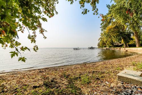 Waterfront - 21 Cours East Gables, Beaconsfield, QC - Outdoor With Body Of Water With View