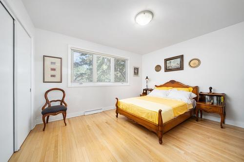 Chambre à coucher - 38 Av. Margaret-Ann, Beaconsfield, QC - Indoor Photo Showing Bedroom