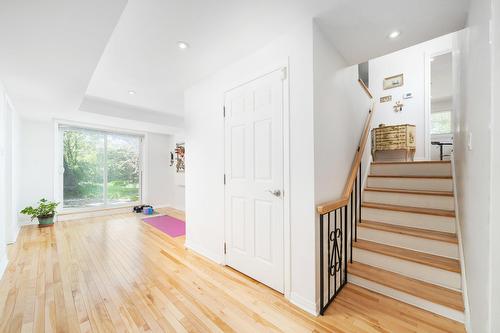 Hall d'entrée/Vestibule - 38 Av. Margaret-Ann, Beaconsfield, QC - Indoor Photo Showing Other Room