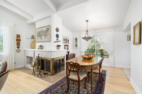 Salle à manger - 38 Av. Margaret-Ann, Beaconsfield, QC - Indoor Photo Showing Dining Room