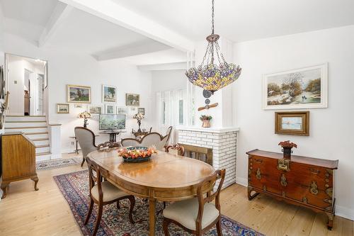 Salle à manger - 38 Av. Margaret-Ann, Beaconsfield, QC - Indoor Photo Showing Dining Room