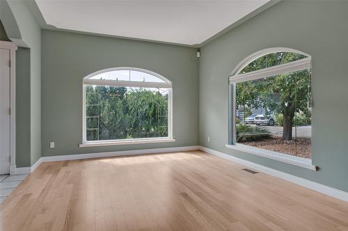 2317 Teal Place, Vernon, BC - Indoor Photo Showing Other Room