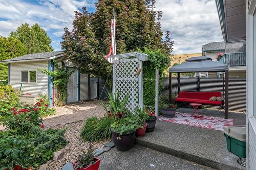 2317 Teal Place, Vernon, BC - Outdoor
