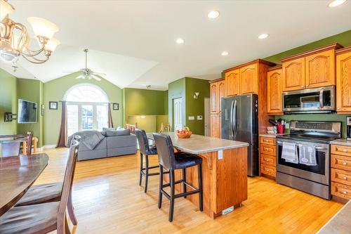 1213 Valley View Drive, Sparwood, BC - Indoor