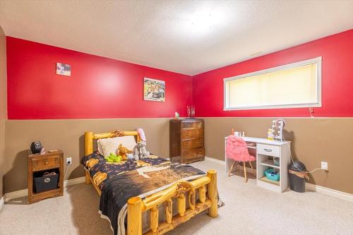 1213 Valley View Drive, Sparwood, BC - Indoor Photo Showing Bedroom