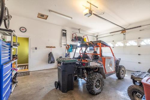 1213 Valley View Drive, Sparwood, BC - Indoor Photo Showing Garage