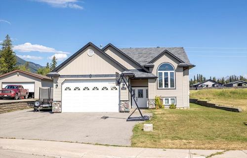 1213 Valley View Drive, Sparwood, BC - Outdoor