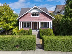 221 Coronation Ave  Duncan, BC V9L 2T1