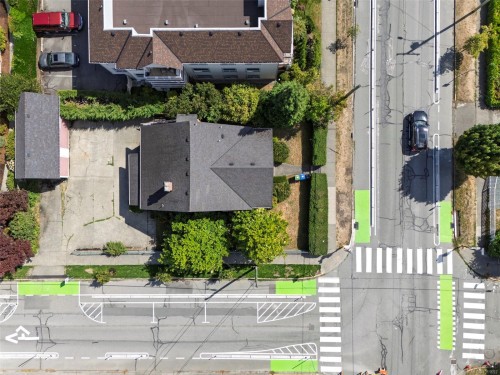 221 Coronation Ave, Duncan, BC 