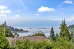 1968 Estevan Rd  Nanaimo, BC V9S 3Z2