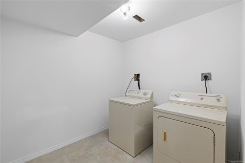 1968 Estevan Rd, Nanaimo, BC 