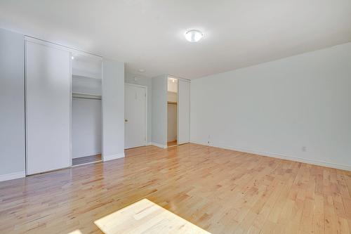 Primary bedroom - 722 Rue Du Muguet, Sainte-Agathe-Des-Monts, QC - Indoor Photo Showing Other Room