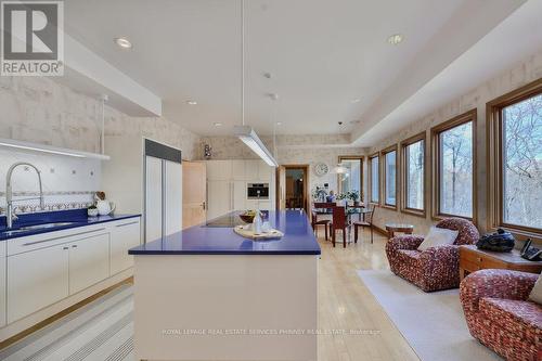 937 Whittier Crescent, Mississauga, ON - Indoor Photo Showing Kitchen