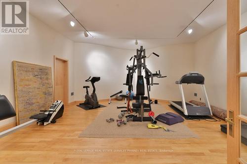 937 Whittier Crescent, Mississauga, ON - Indoor Photo Showing Gym Room