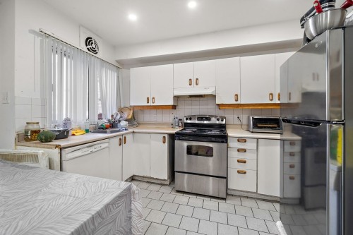 Kitchen - 2145  - 2151 Rue Bonin, Montréal (Saint-Laurent), QC - Indoor Photo Showing Kitchen