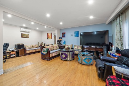 Living Room - 2145  - 2151 Rue Bonin, Montréal (Saint-Laurent), QC - Indoor Photo Showing Basement