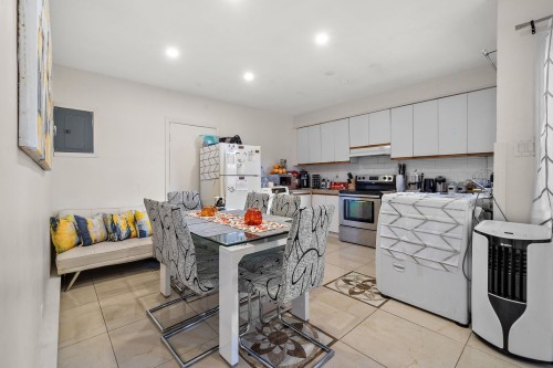 Kitchen - 2145  - 2151 Rue Bonin, Montréal (Saint-Laurent), QC - Indoor