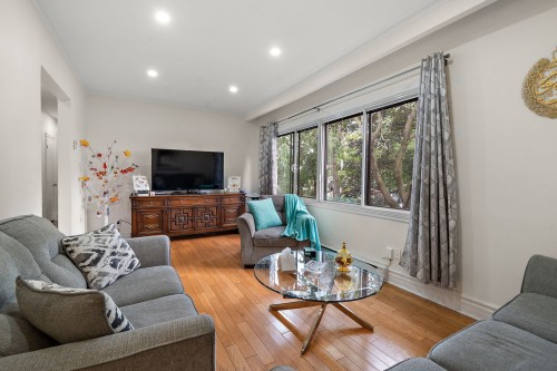 Living Room - 2145  - 2151 Rue Bonin, Montréal (Saint-Laurent), QC - Indoor Photo Showing Living Room