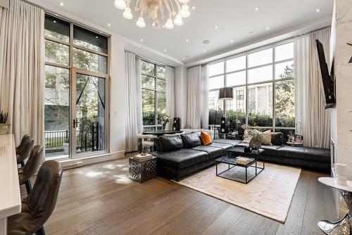 Salon - 103-215 Av. Redfern, Westmount, QC - Indoor Photo Showing Living Room