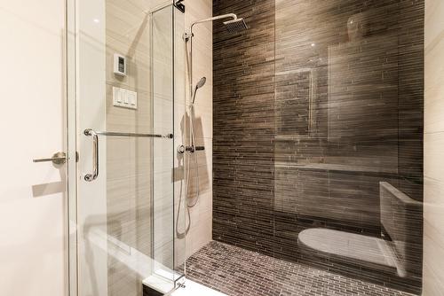 Salle de bains attenante à la CCP - 103-215 Av. Redfern, Westmount, QC - Indoor Photo Showing Bathroom