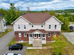 681  - 691 Rue de Hatley  Magog, QC J1X 0H2