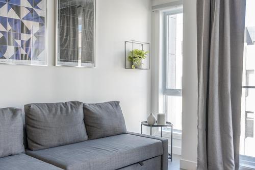 Living room - 606-735 Boul. Charest E., Québec (La Cité-Limoilou), QC - Indoor Photo Showing Bedroom