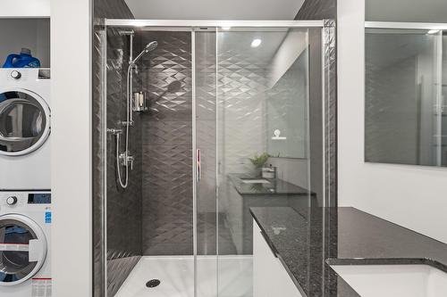 Bathroom - 606-735 Boul. Charest E., Québec (La Cité-Limoilou), QC - Indoor Photo Showing Laundry Room