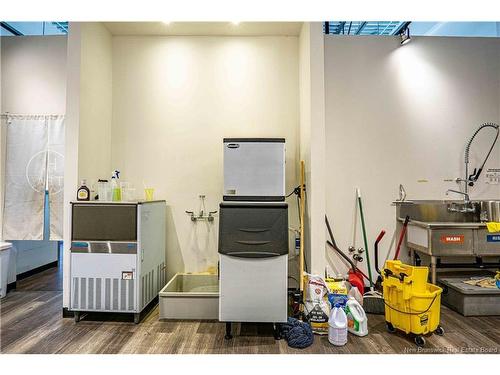 5 Acorn St, Fredericton, NB 