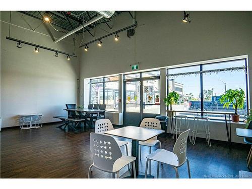 5 Acorn St, Fredericton, NB 