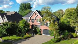 4 Place Rambercourt  Lorraine, QC J6Z 4M7